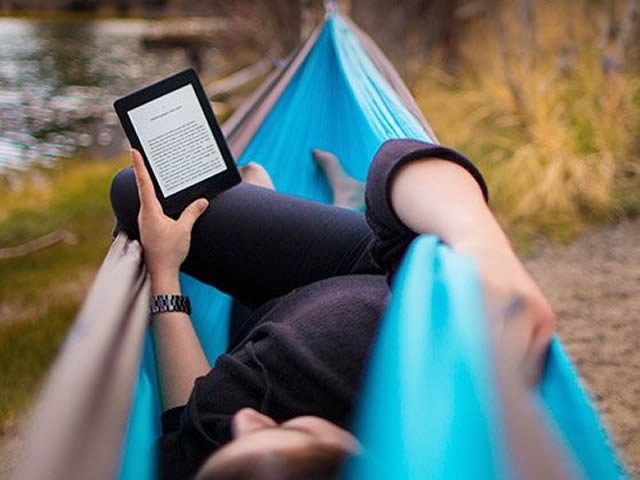 Nuovo Kindle Paperwhite. L' E-Reader che si legge come un libro